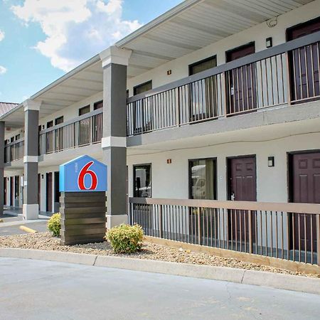 Motel 6 Knoxville, Tn - East ภายนอก รูปภาพ