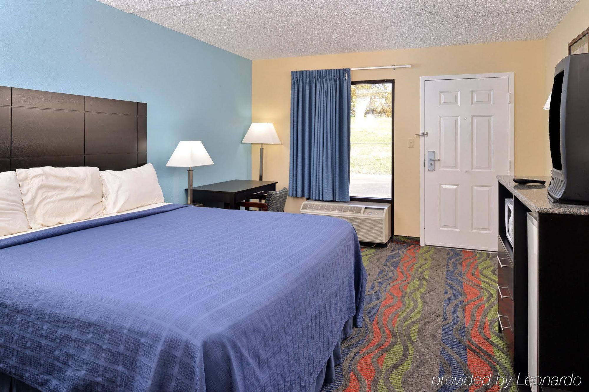 Motel 6 Knoxville, Tn - East ภายนอก รูปภาพ